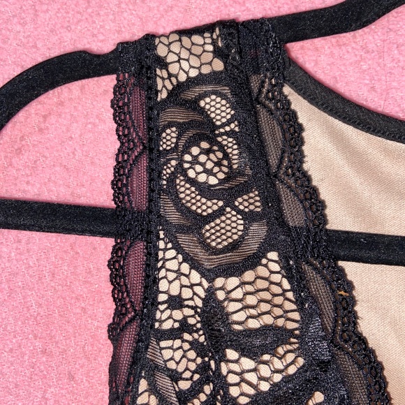 Eclipse black lace dress - Picture 4 of 6